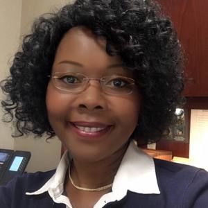 Meet your Posher, Clarissa